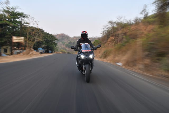 Kawasaki Ninja 1100SX Mileage 17.8 kpl – Ninja 1100SX Petrol